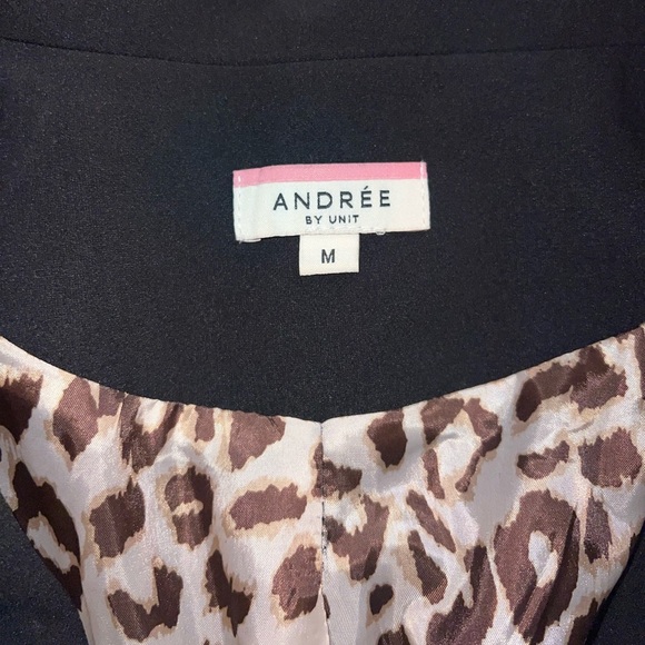 Black and Cheetah Blazer - Picture 3 of 4